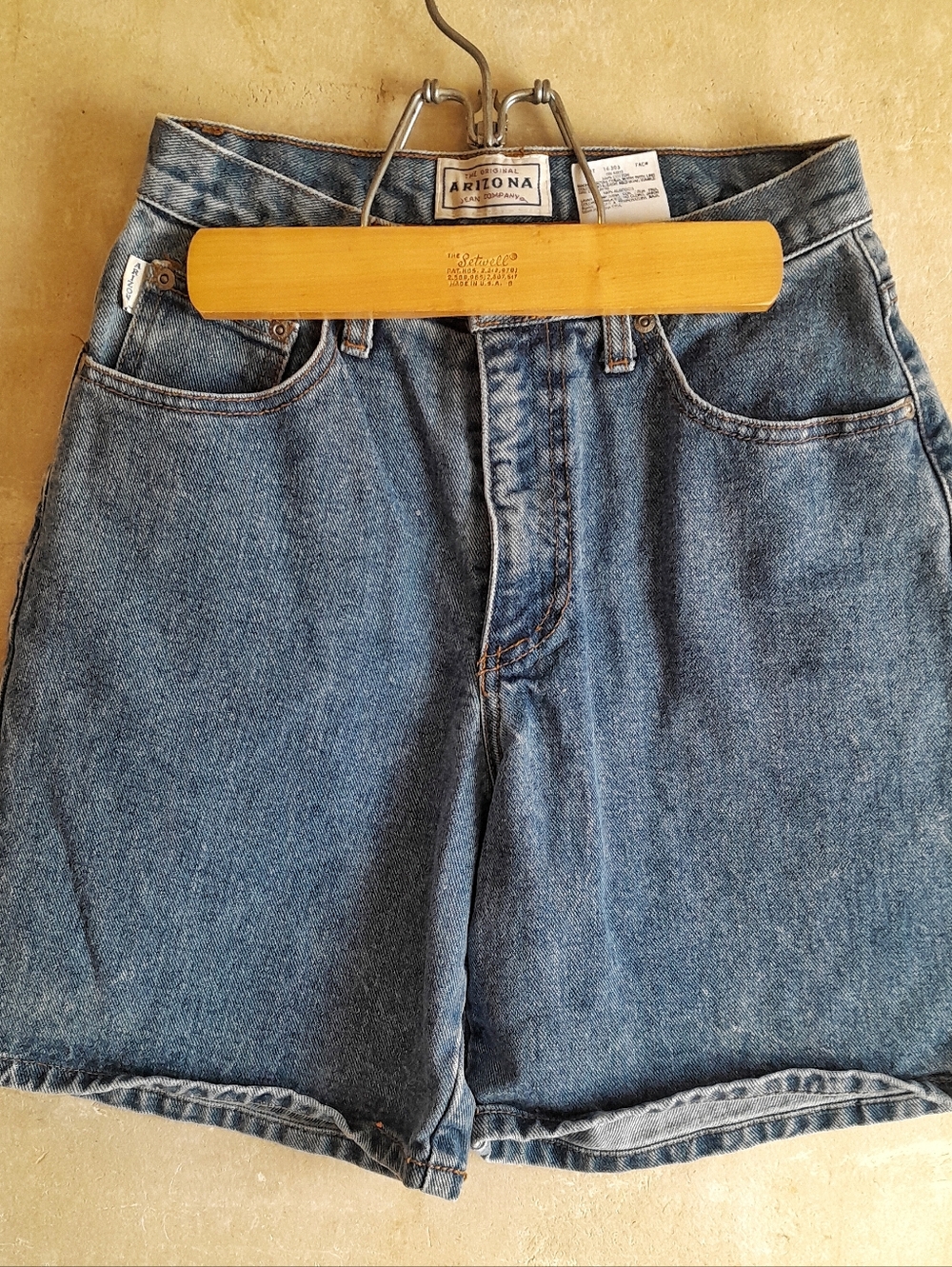 522a. blue vintage Arizona cotton denim high rise mom jean shorts, 7
